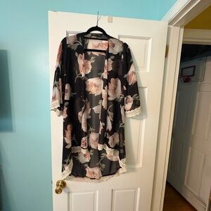 Floral Kimono with Lace Trim